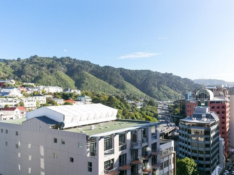 12B/163 The Terrace, Wellington Central, Wellington - Carousel 1