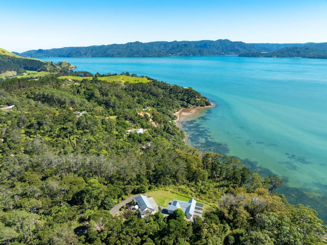 82 Wattle Bay Road, Waiuku - Carousel 33