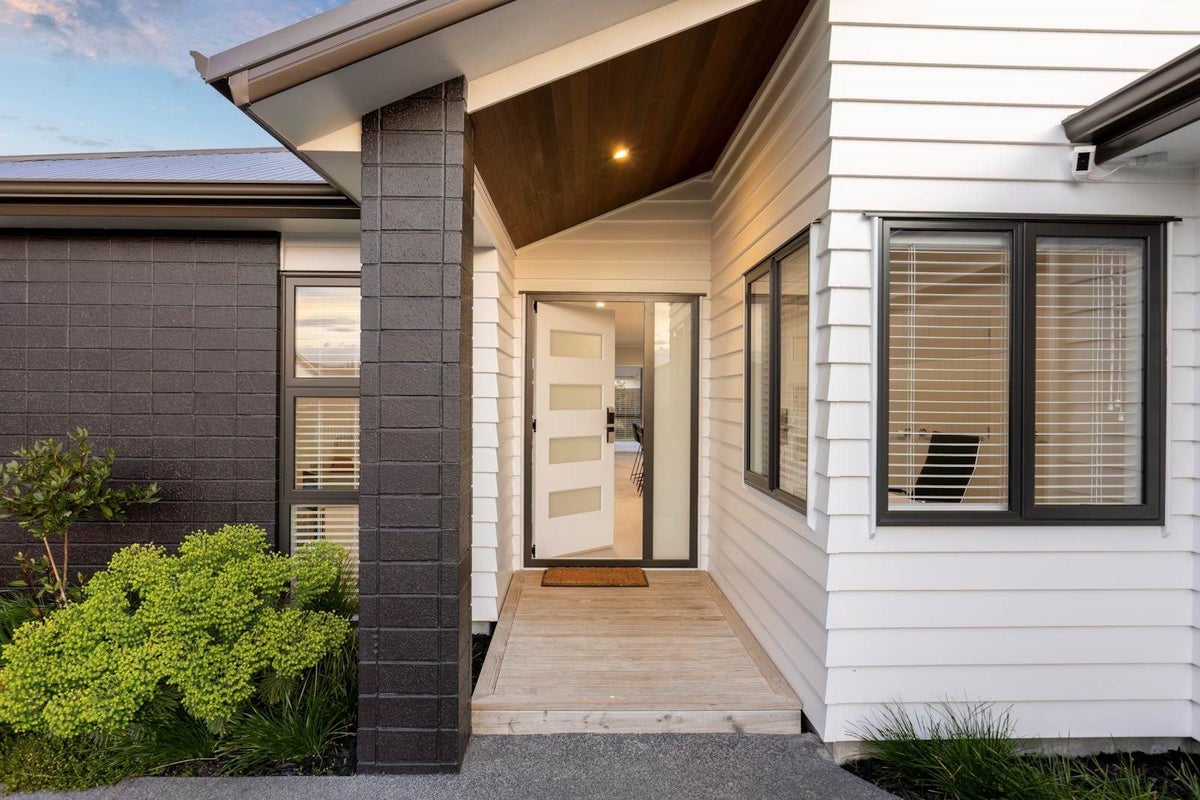 37 Fruitlands Road, Kumeu - Carousel 2