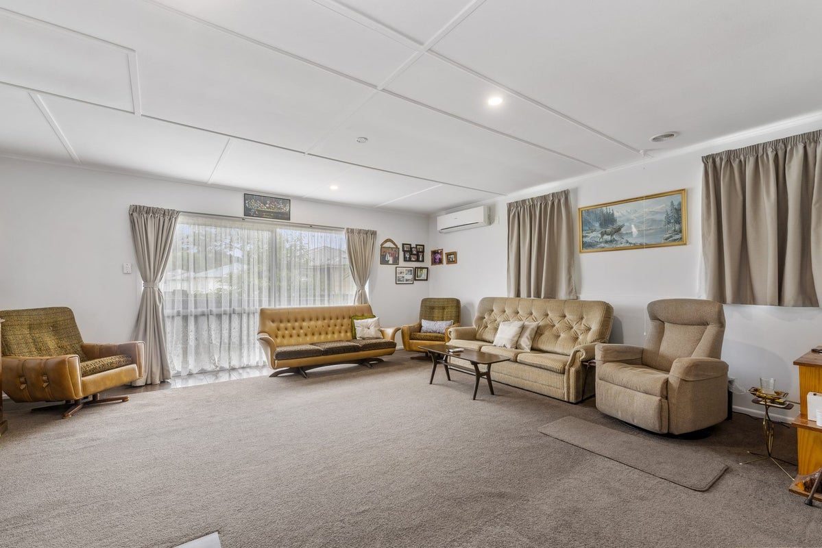 2 Linton Place, Tokoroa, Tokoroa - Carousel 2
