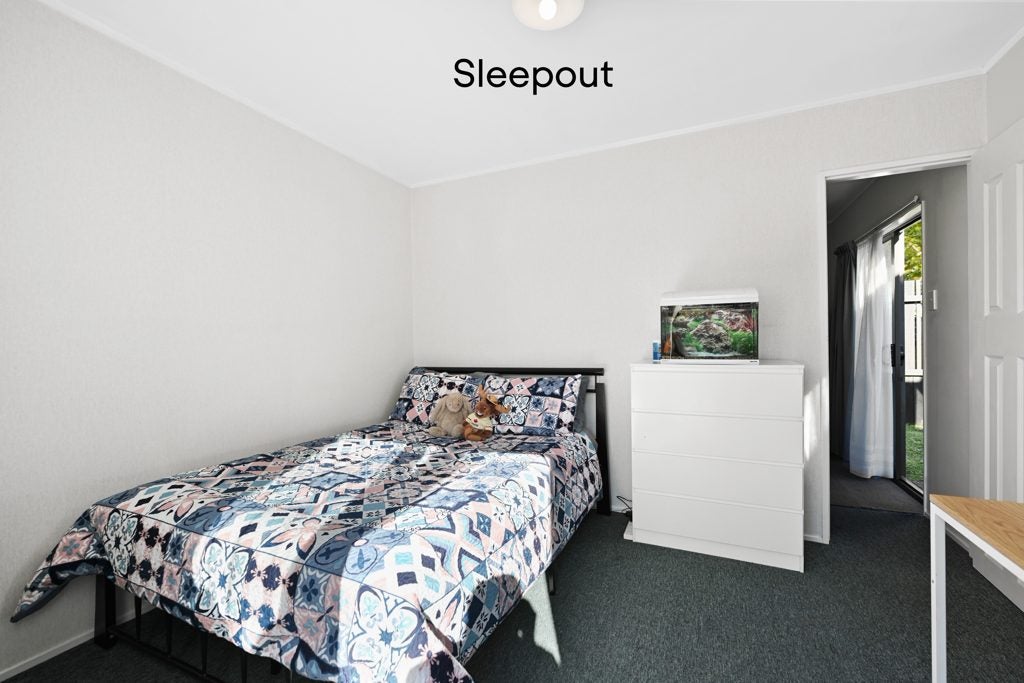 8B Norman Street, Nawton, Hamilton - Carousel 18