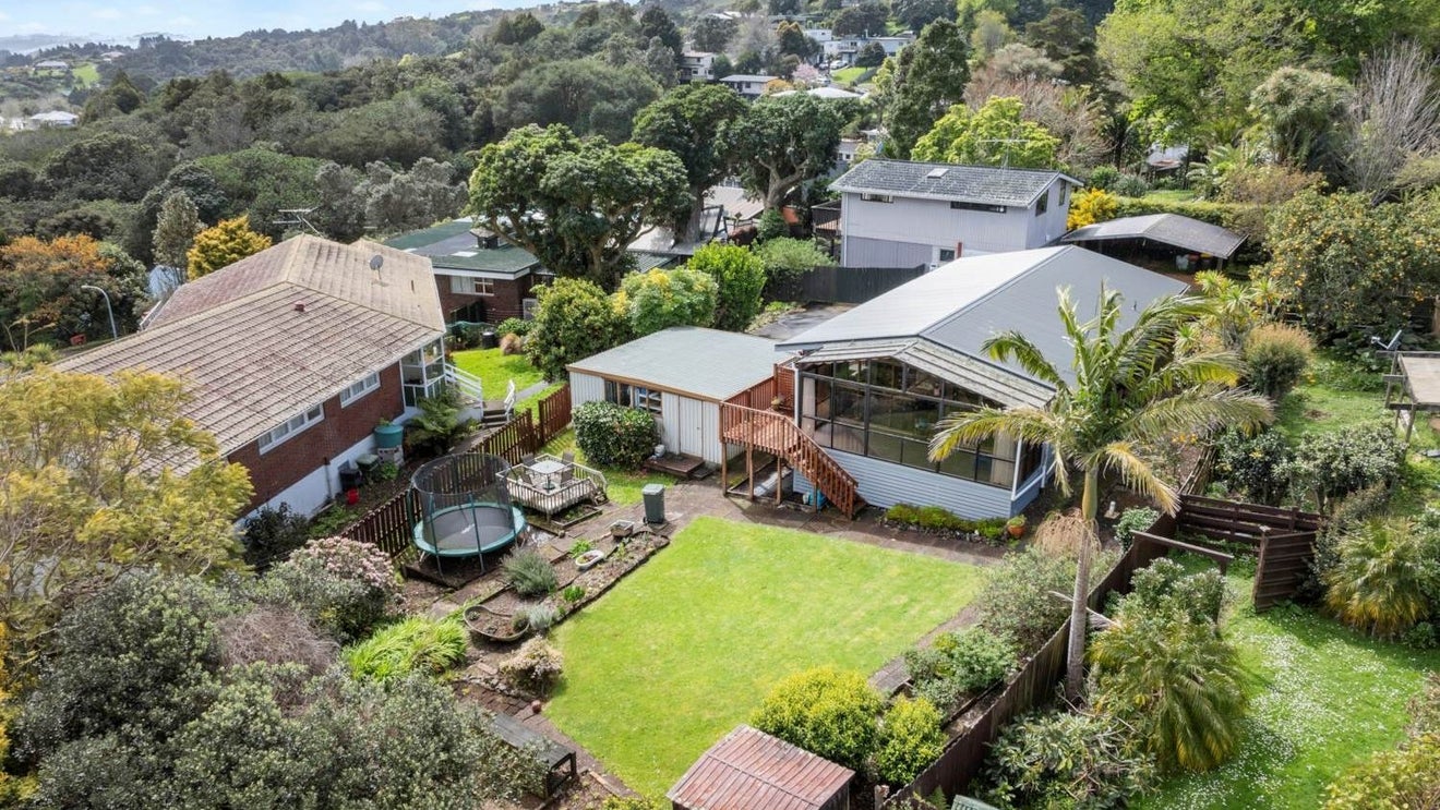 1/70 Red Hill Road, Red Hill, Papakura - Carousel 1