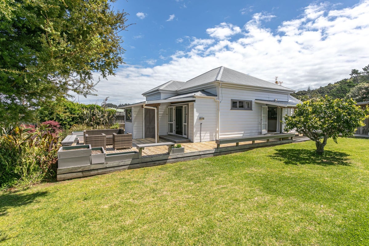 186 Victoria Street, Coromandel, Coromandel - Carousel 1