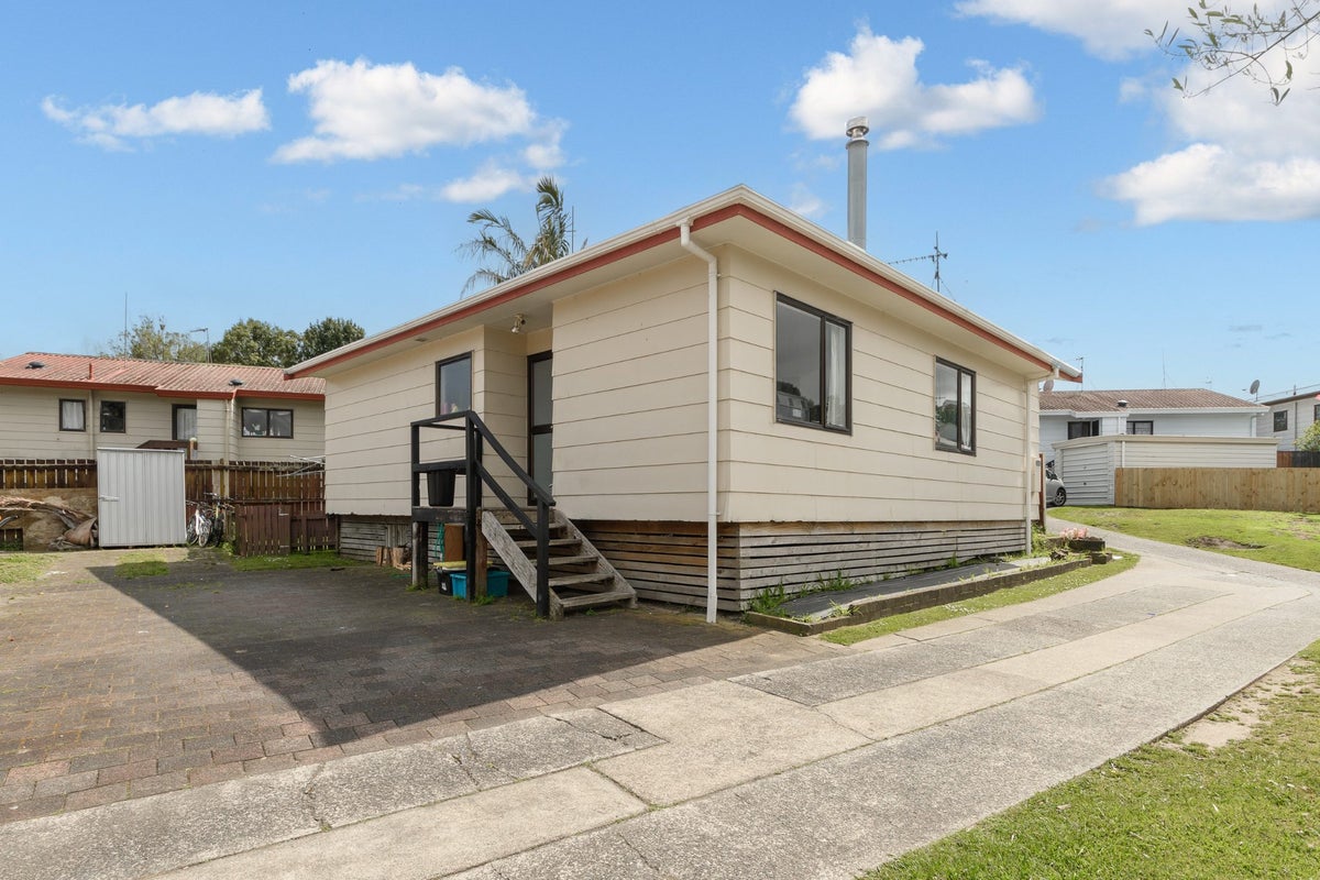76A Meander Drive, Welcome Bay, Tauranga - Carousel 1