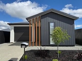 46 Chertsey Street - Carousel 1