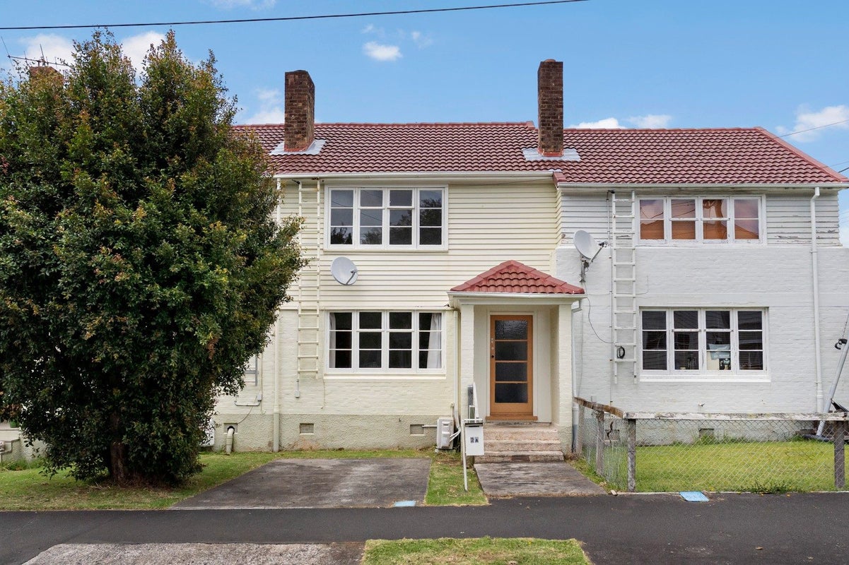 2/2A Domain Street, Devonport, Auckland - Carousel 2
