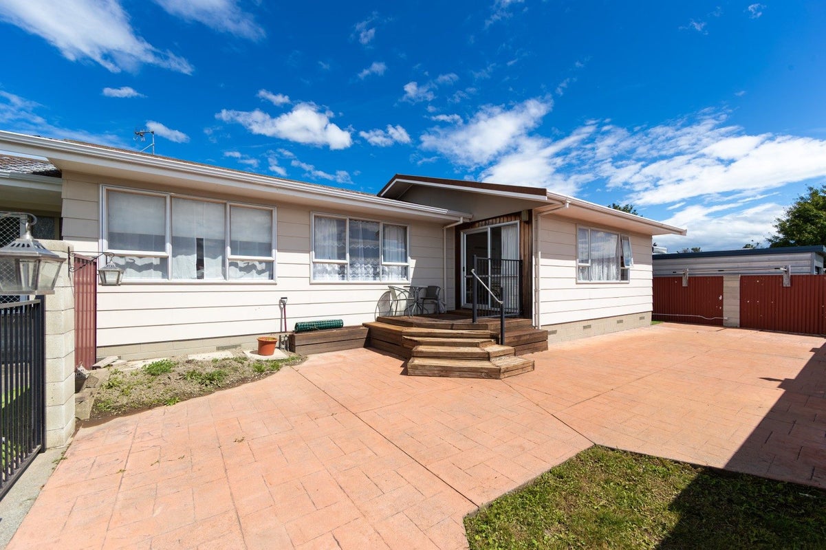 50 Wynyard Crescent, Tamatea, Napier - Carousel 24