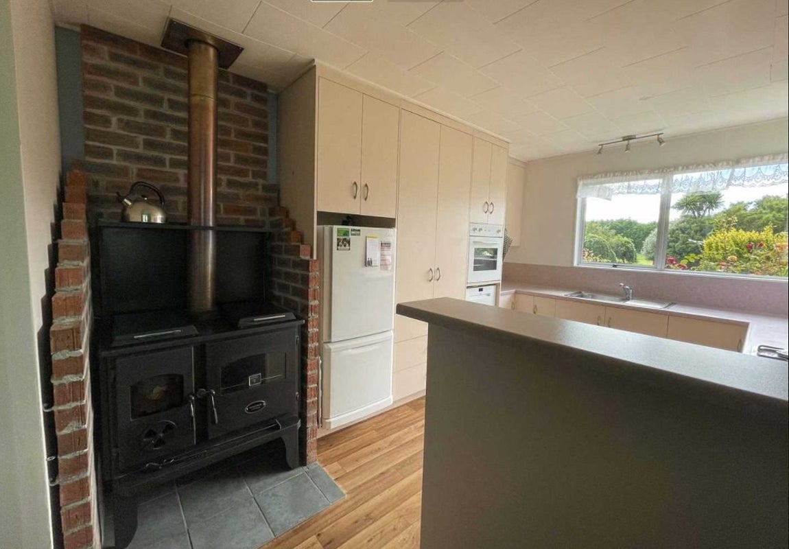 283 Wallacetown Lorneville Highway, Makarewa, Invercargill - Carousel 2