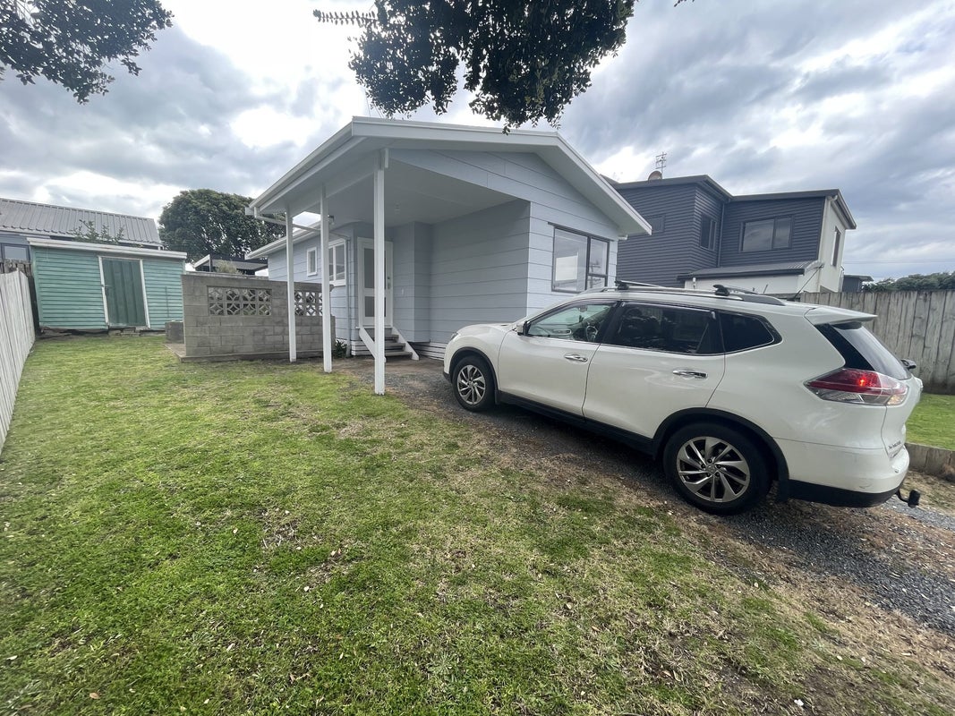 10 Evans Road, UPPER PLAIN, MASTERTON - Carousel 1