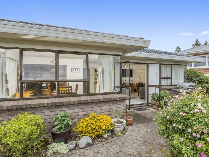 58B Esk Street, Parkvale, Tauranga - Carousel 1