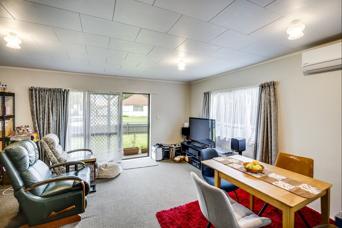 1/90 Nuffield Avenue, Marewa, Napier - Carousel 2