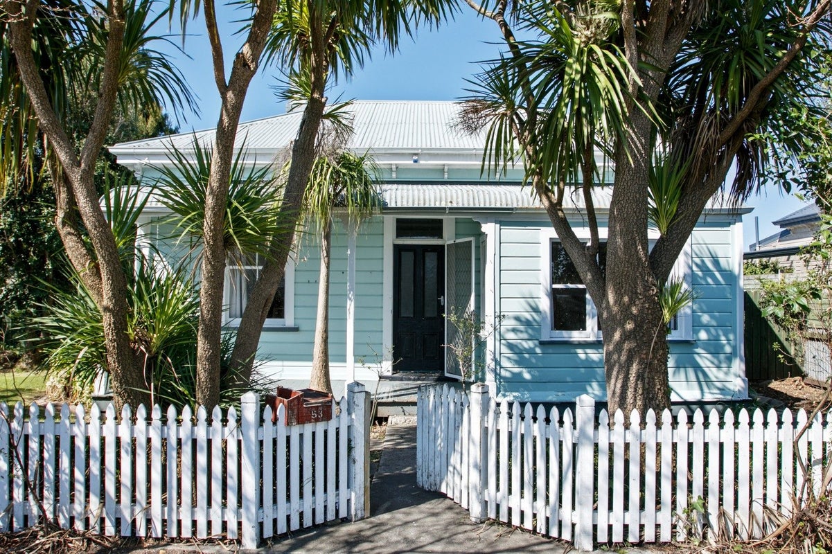 53 Sheehan Street, Whataupoko, Gisborne - Carousel 1