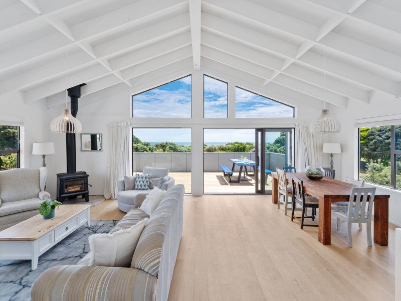 106 Field Way, Waikanae Beach, Waikanae - Carousel 1