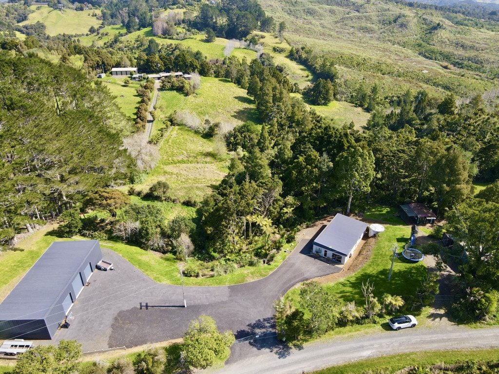 103 Gregory Road, Waitakere, Auckland - Carousel 1