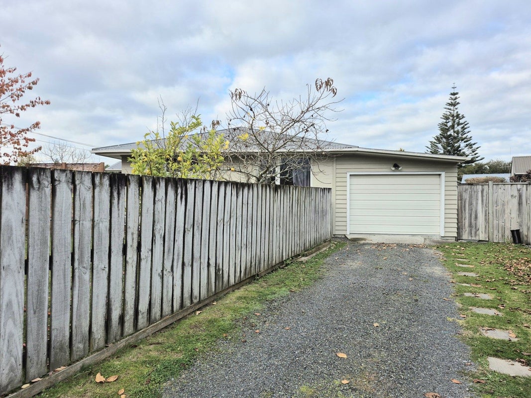 20 MacDonald Road, Glenview, Hamilton - Carousel 10