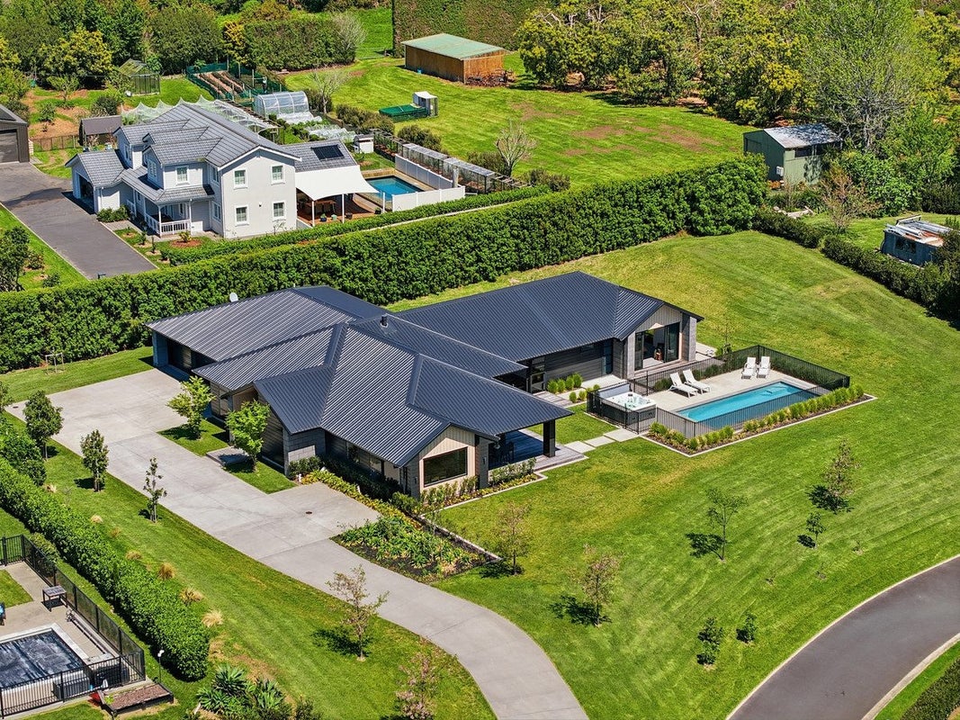 1 Waimanu Lane, Bethlehem, Tauranga - Carousel 1