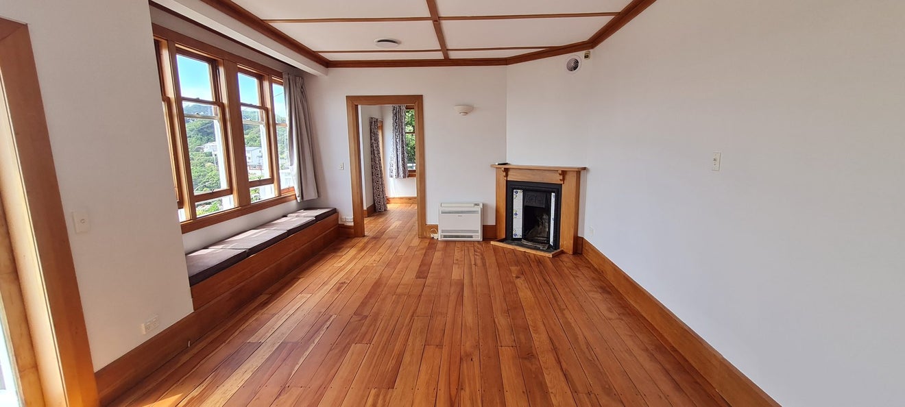 120 Inglis Street, Seatoun, Wellington - Carousel 2