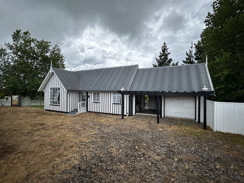 223 Pine Valley Road, Silverdale - Carousel 15