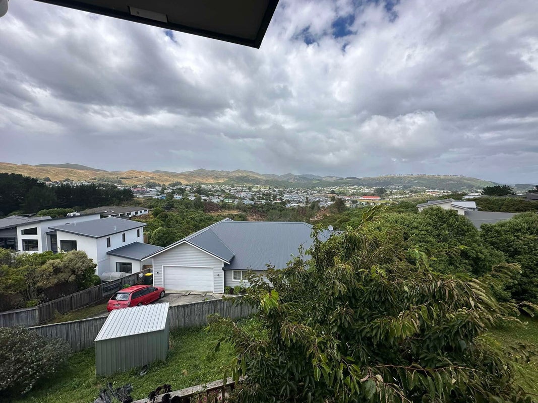 89 Te Puia Drive, Aotea, Porirua - Carousel 2