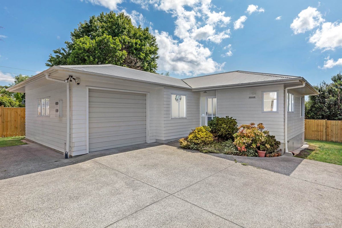 103A Metcalfe Road, Ranui, Auckland - Carousel 1