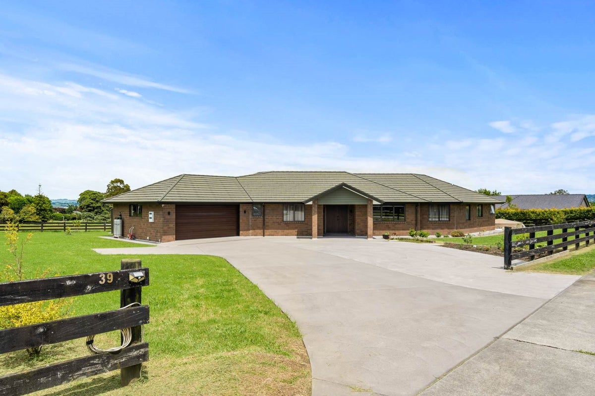 39 Konini Street, Parahaki, Whangarei - Carousel 1