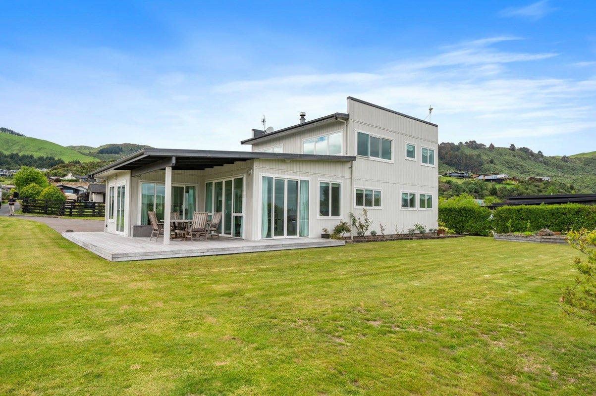 64 Kenrigg Road, Kinloch, Taupo - Carousel 2