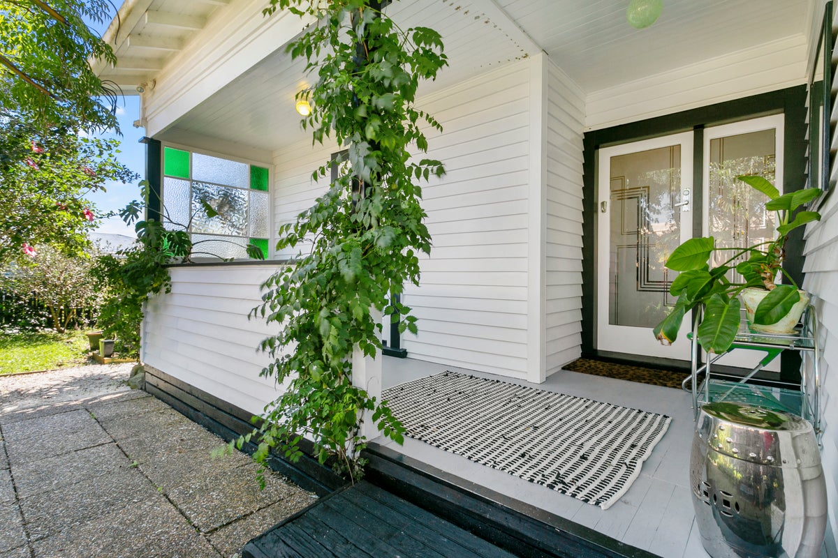 2/6 Rosier Road, Glen Eden, Auckland - Carousel 2