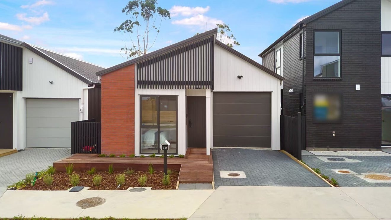 22 Paretao Street, Massey, Auckland - Carousel 1