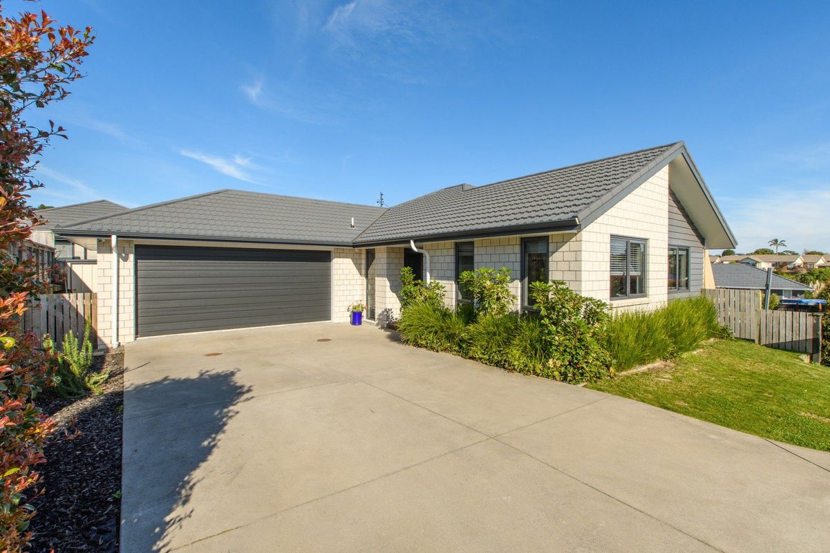 10 Ruba Way, Ohauiti, Tauranga - Carousel 1