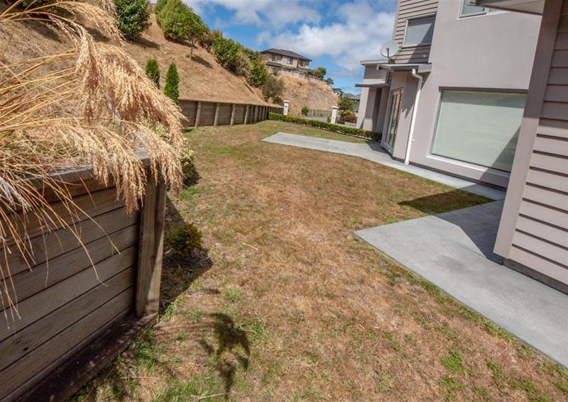 25 Yarnbrook Grove, Churton Park, Wellington - Carousel 18