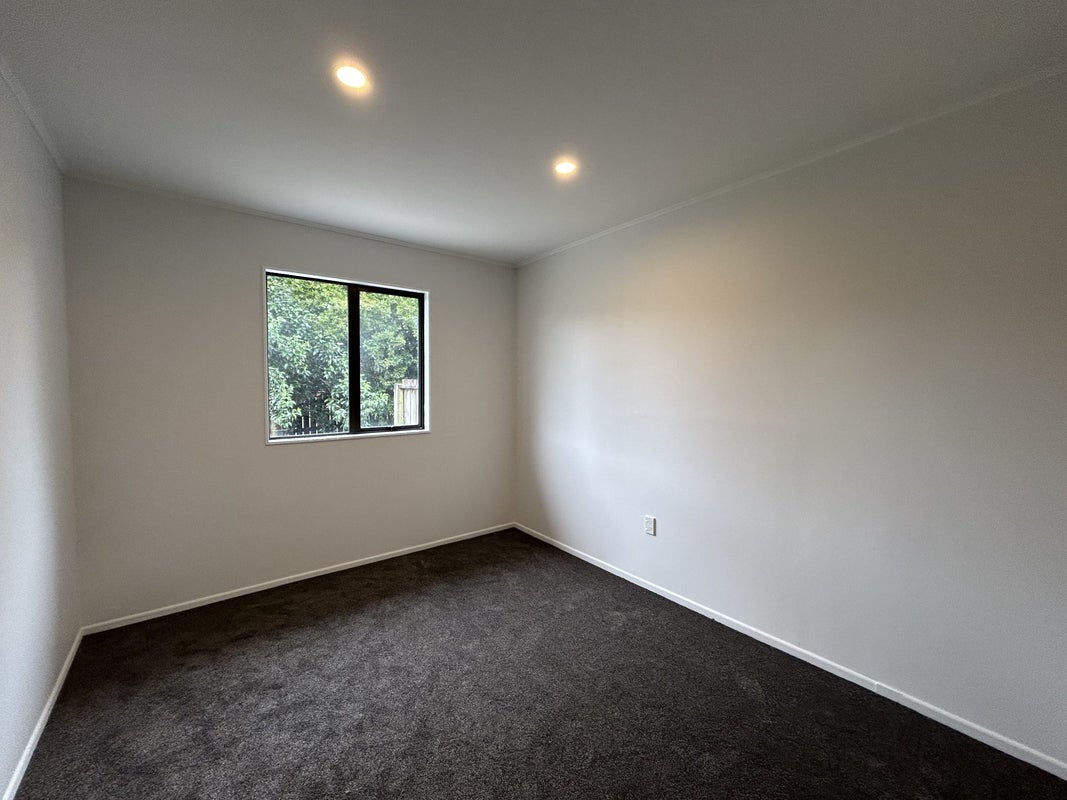 4 Rodney Street, Otahuhu, Auckland - Carousel 2