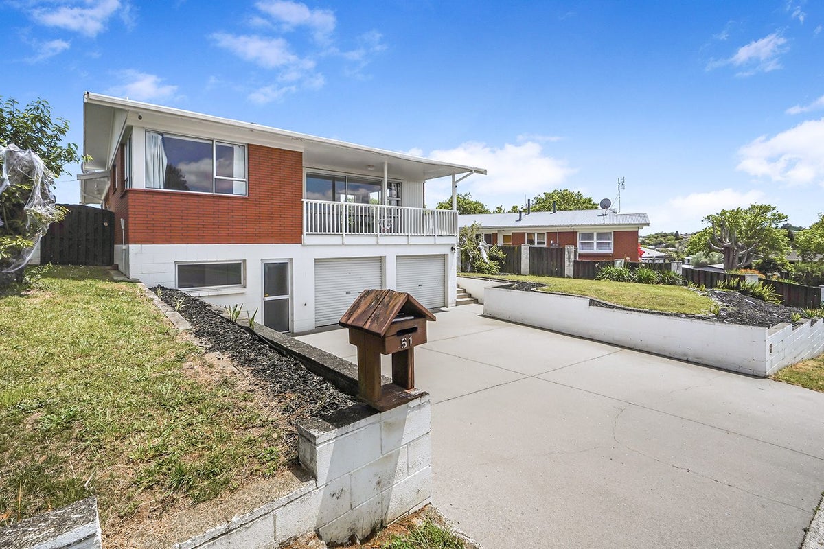51 Russleigh Drive, Dinsdale, Hamilton - Carousel 1