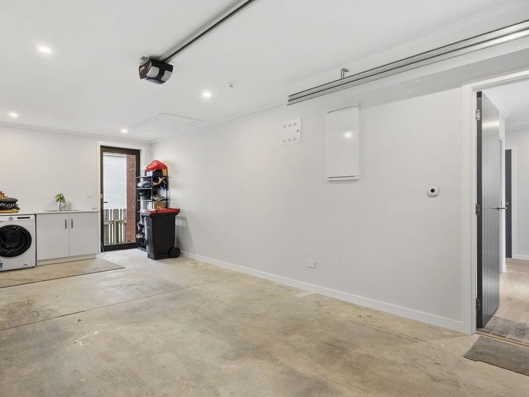 12B Marlow Street, Saint Kilda, Dunedin - Carousel 19