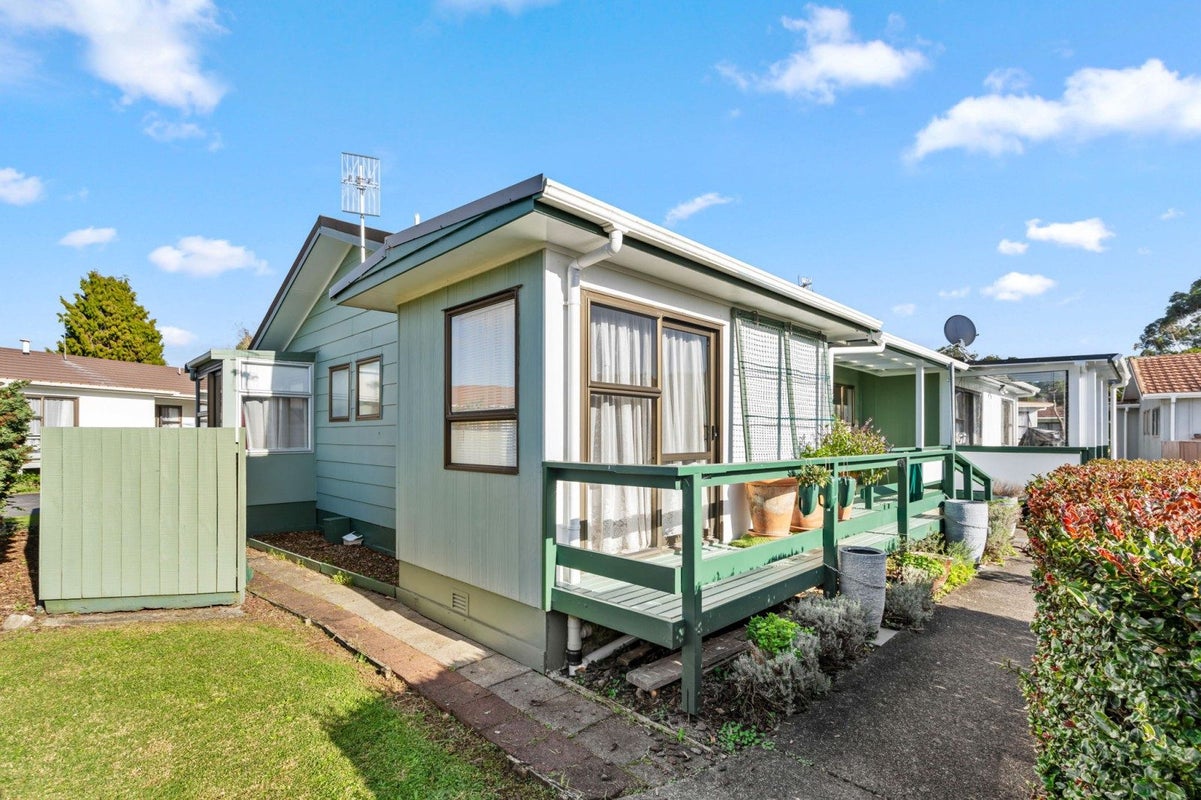 2/1 Pompallier Estate DR, MAUNU, WHANGAREI - Carousel 2
