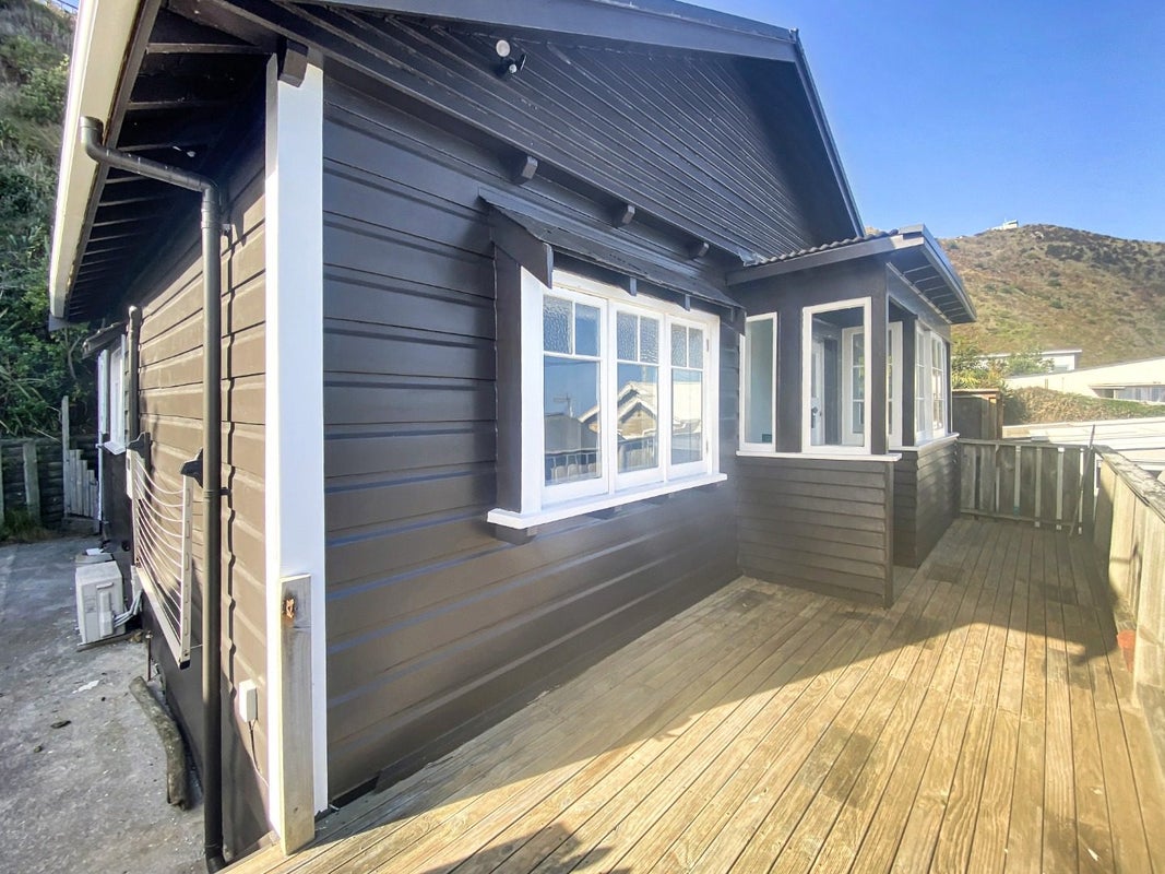 36A Moa Point Road, Moa Point, Wellington - Carousel 1