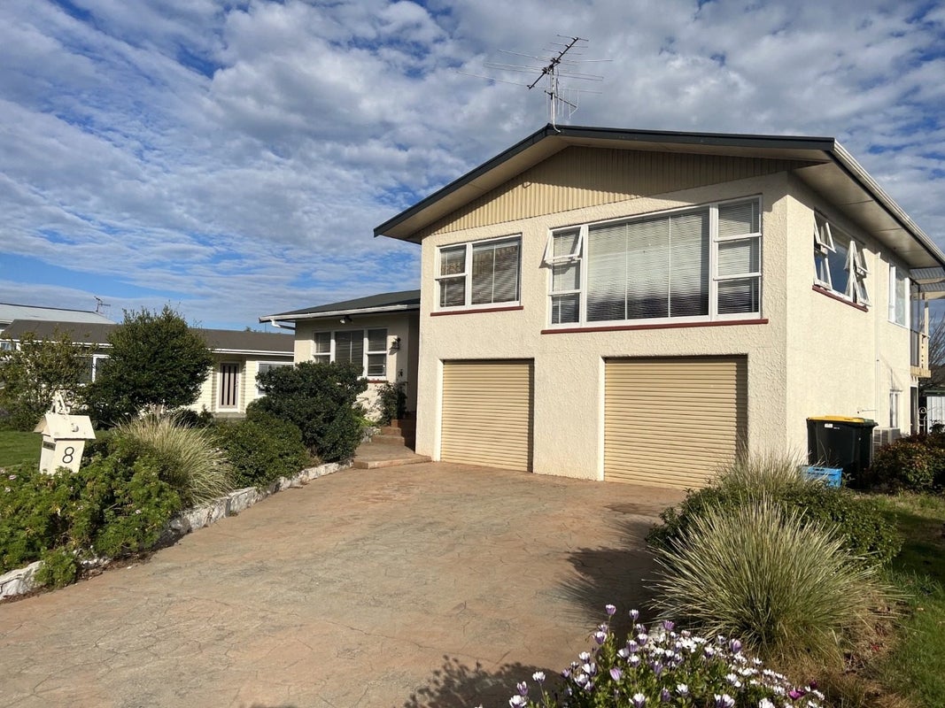 8 Kipling Crescent, Stoke, Nelson - Carousel 1
