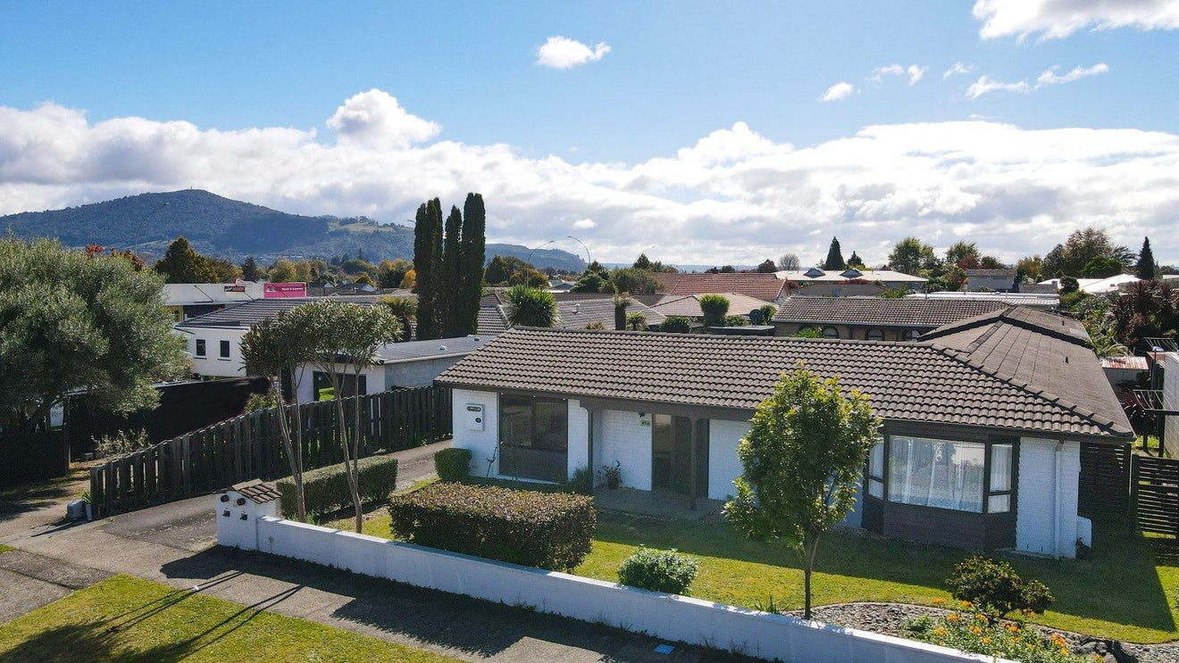49A Robertson Street, Glenholme, Rotorua - Carousel 2