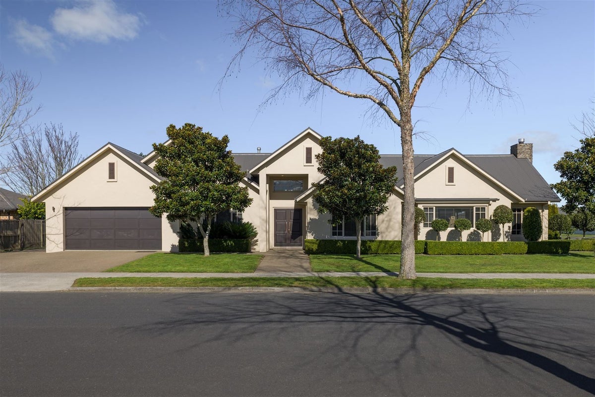 69 Wiltshire Drive, Huntington, Hamilton - Carousel 2