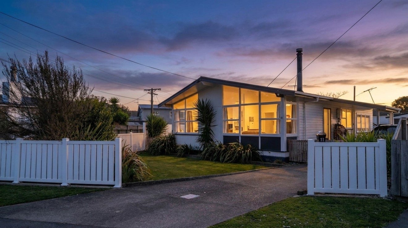11 Rotoiti Street, Tahunanui, Nelson - Carousel 17