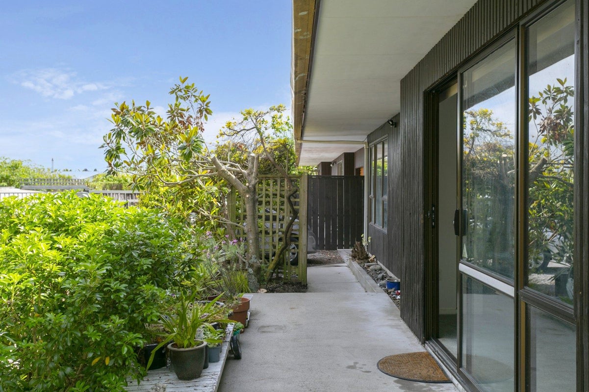 56 Hawai Street, Two Mile Bay, Taupo - Carousel 2