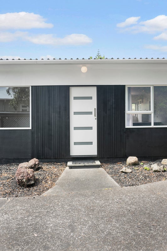 1/28 Verbena Road, Birkdale, Auckland - Carousel 21