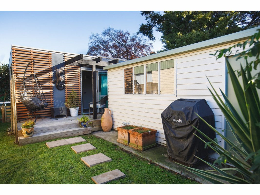 98 Budge Street, Riversdale, Blenheim - Carousel 21