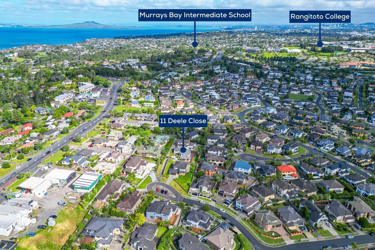 11 Deele Close, Pinehill, Auckland - Carousel 2