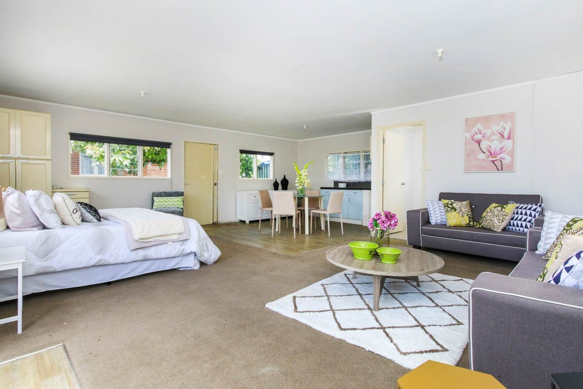 42A Takanini Road, Takanini, Auckland - Carousel 1