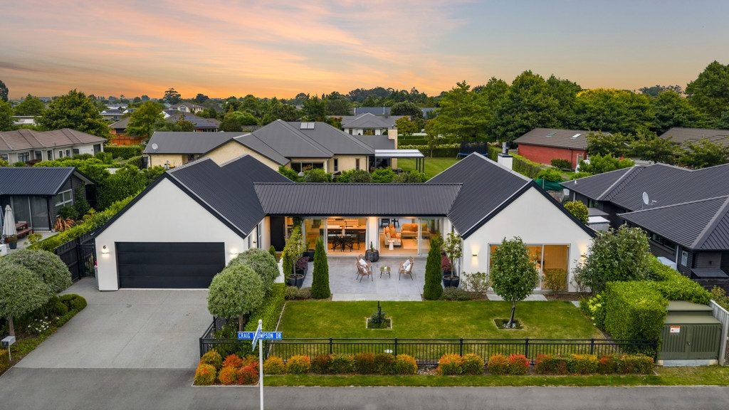 6 Craig Thompson Drive, Lincoln, Lincoln - Carousel 1