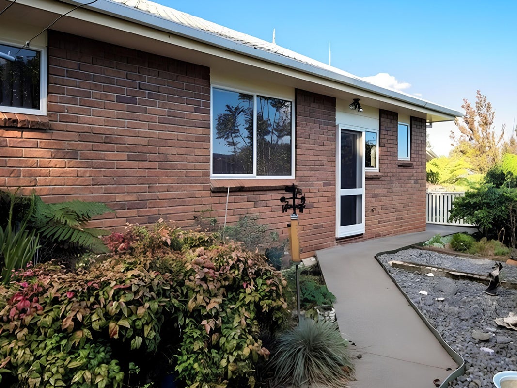 2/1 Sierra Avenue, Kamo, Whangarei - Carousel 2