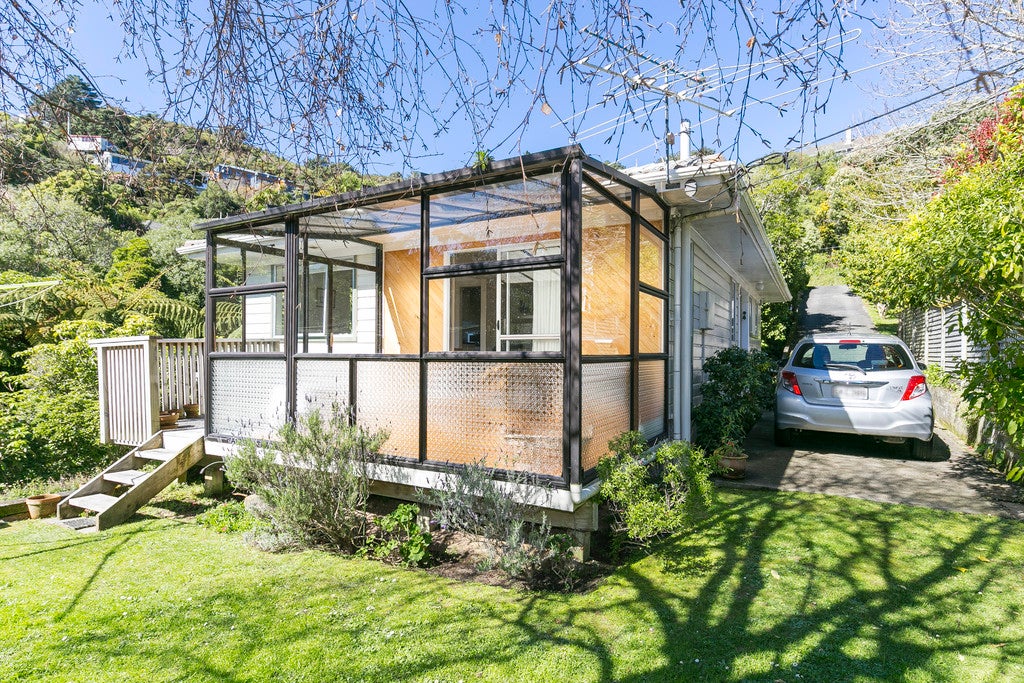 29 Warwick Street, Wilton, Wellington - Carousel 2