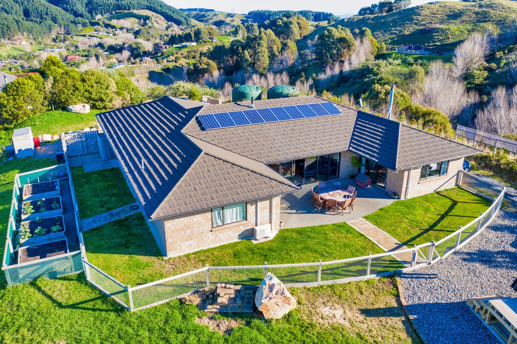 42 Anlaby Road, Nikau Valley, Paraparaumu - Carousel 1