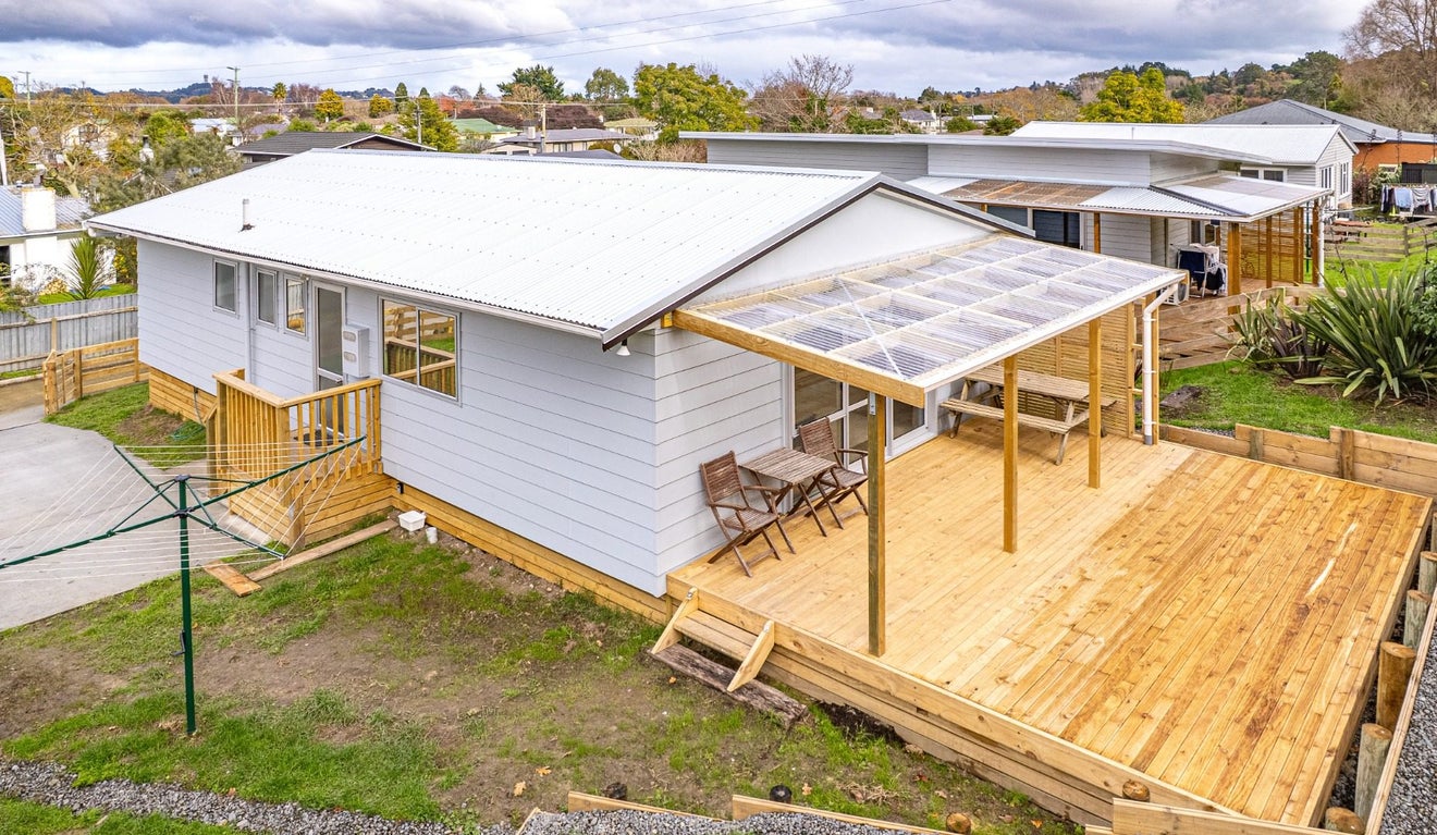 76A Paterson Street, Aramoho, Whanganui - Carousel 2
