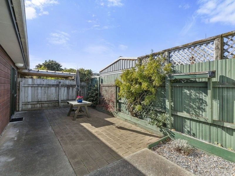 24A Richmond Street, Petone, Lower Hutt - Carousel 2